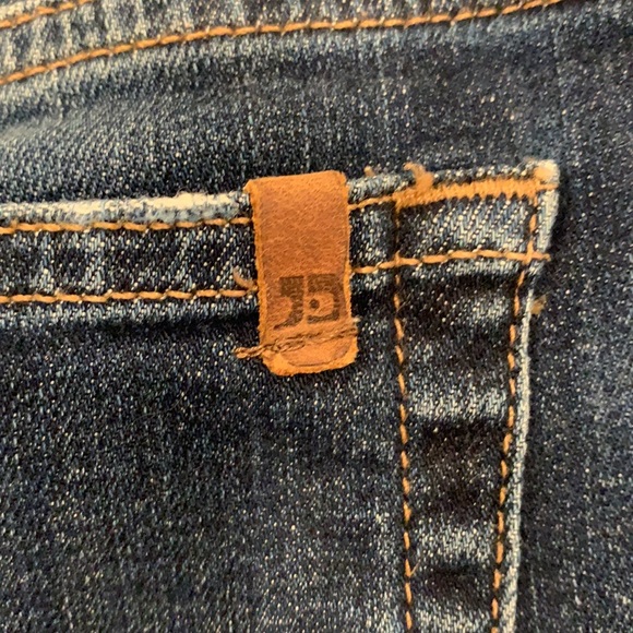 Joe's Jean Shorts-size 27-great condition! - Picture 4 of 5